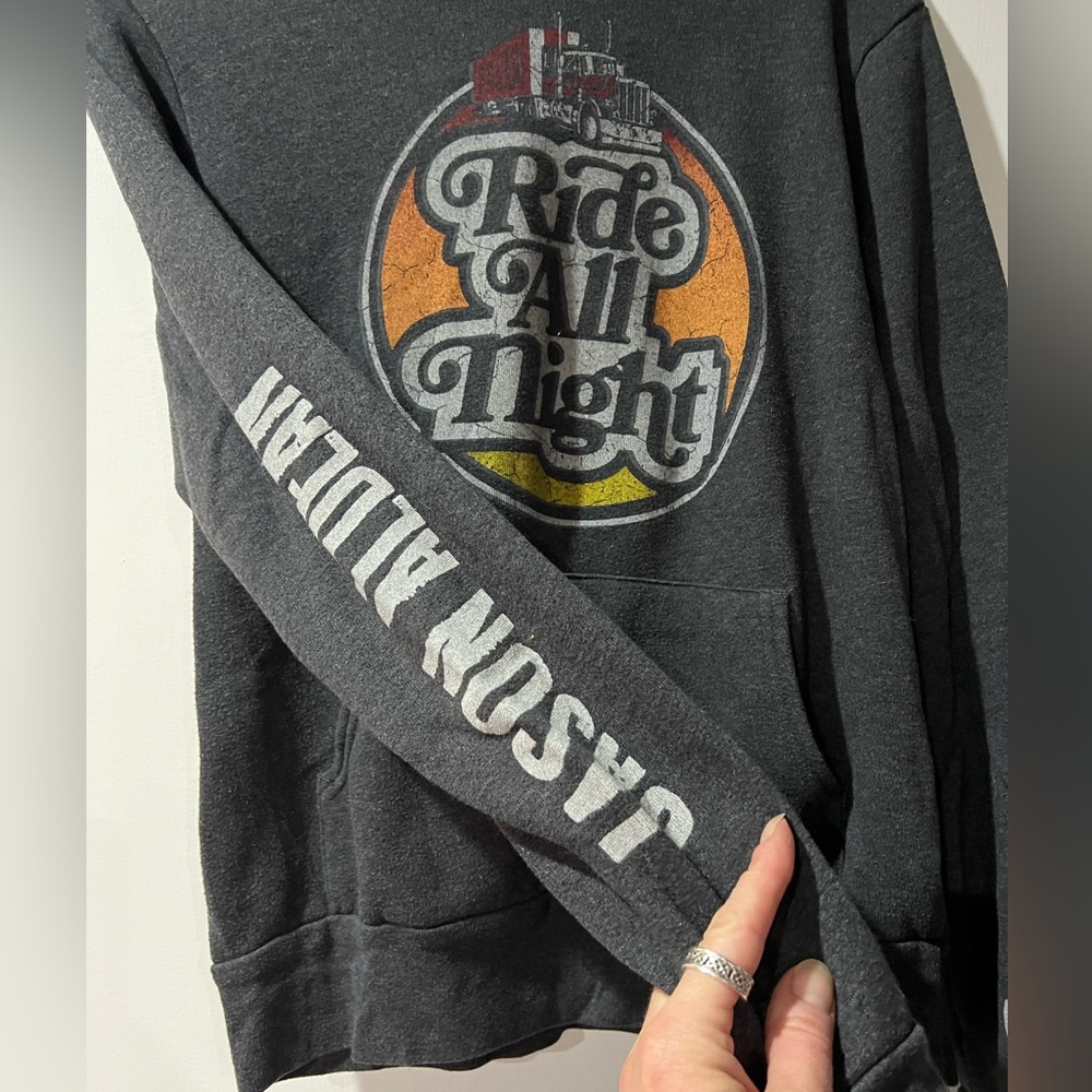 Jason Aldean concert hoodie from his Ride All Night tour in size small.